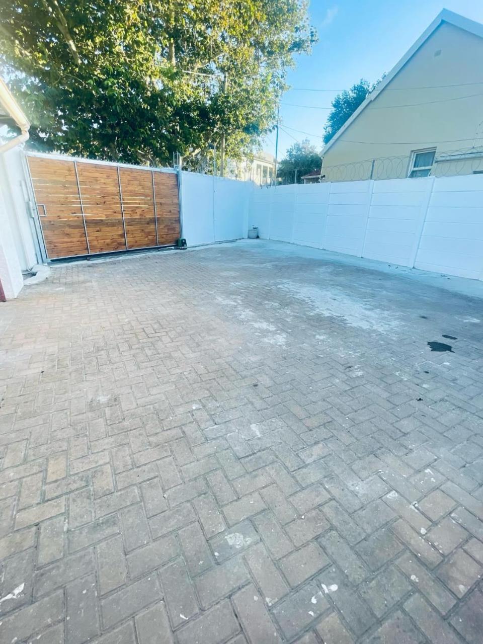 4 Callington Guest House Port Elizabeth Exterior photo